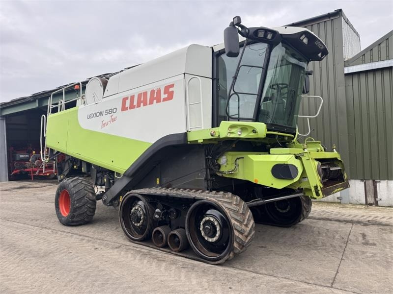 Claas Lexion 580TT c/w 30ft Vario Header - Accessoire de matériels de récolte: photos 3 Claas Lexion 580TT c/w 30ft Vario Header - Accessoire de matériels de récolte: photos 3
