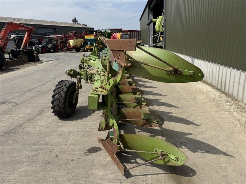 Dowdeswell Dowdeswell MA 145 7 Furrow Plough - Charrue: photos 3 Dowdeswell Dowdeswell MA 145 7 Furrow Plough - Charrue: photos 3