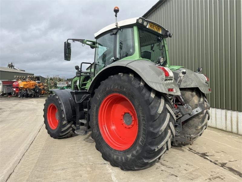 Fendt Fendt 828 ECR Vario Profi Plus **Video Below** - Tracteur agricole: photos 2 Fendt Fendt 828 ECR Vario Profi Plus **Video Below** - Tracteur agricole: photos 2