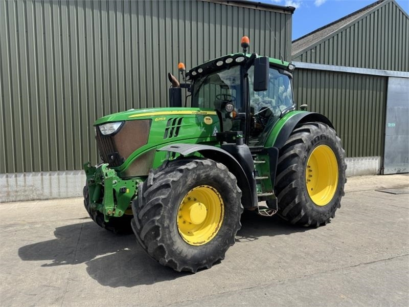 John Deere John Deere 6215R Autopower - Tracteur agricole: photos 1 John Deere John Deere 6215R Autopower - Tracteur agricole: photos 1