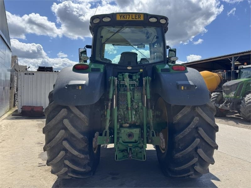 John Deere John Deere 6215R Autopower - Tracteur agricole: photos 5 John Deere John Deere 6215R Autopower - Tracteur agricole: photos 5