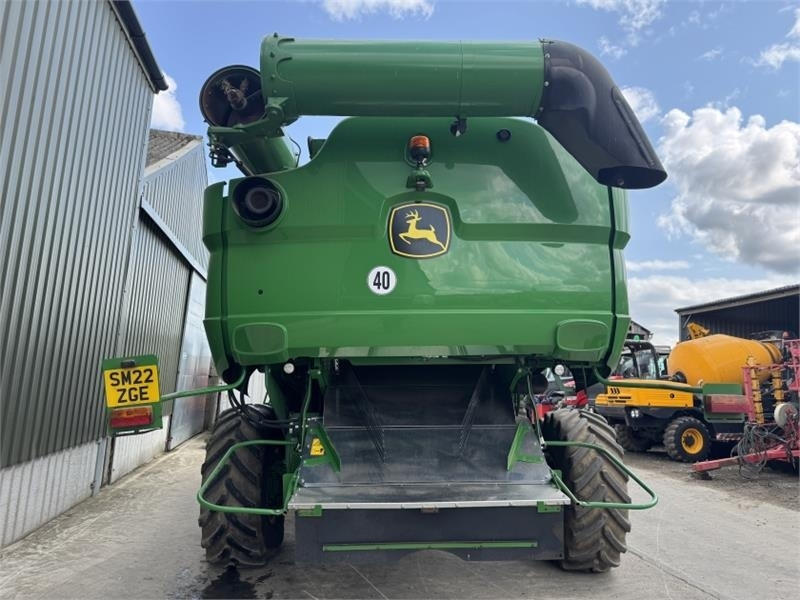 Accessoire de matériels de récolte John Deere John Deere S785 4WD c/w 735D Header **Video Below*: photos 12
