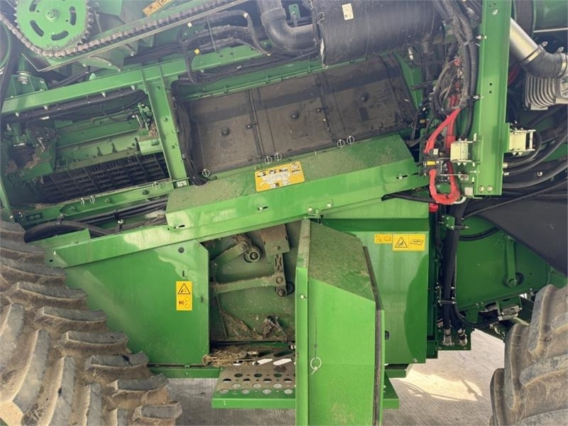 Accessoire de matériels de récolte John Deere John Deere S785 4WD c/w 735D Header **Video Below*: photos 23