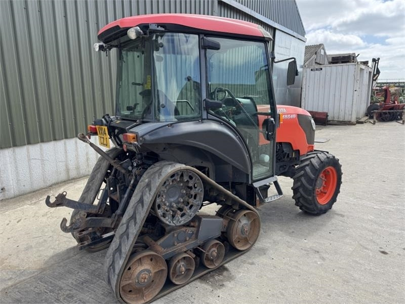 Kubota M8540 Narrow Half Track *85 HP* - Tracteur agricole: photos 4 Kubota M8540 Narrow Half Track *85 HP* - Tracteur agricole: photos 4