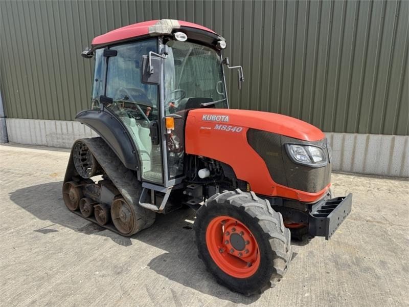 Kubota M8540 Narrow Half Track *85 HP* - Tracteur agricole: photos 3 Kubota M8540 Narrow Half Track *85 HP* - Tracteur agricole: photos 3