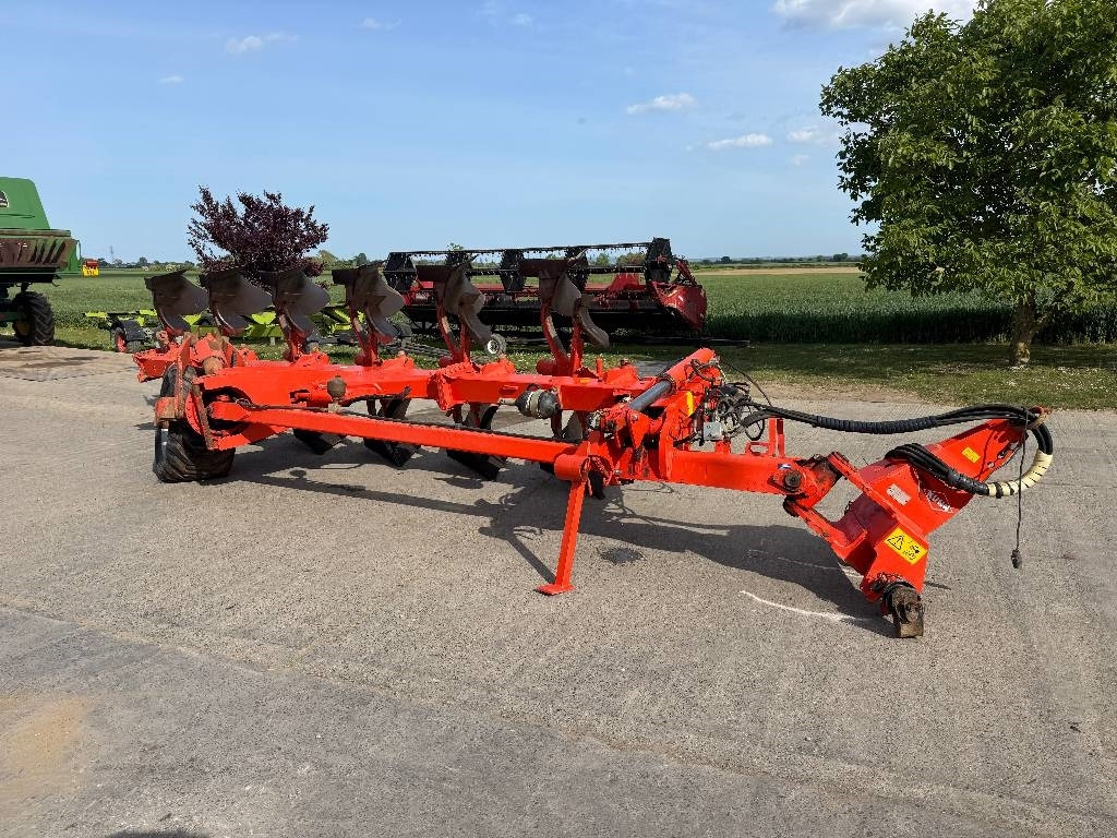 Kuhn VT 1180 M6H - Charrue: photos 1 Kuhn VT 1180 M6H - Charrue: photos 1