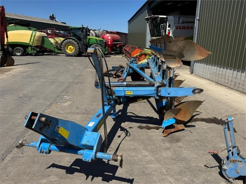 Lemken Lemken Euro Diamant 8 6+1 7 Furrow Plough - Charrue: photos 2 Lemken Lemken Euro Diamant 8 6+1 7 Furrow Plough - Charrue: photos 2