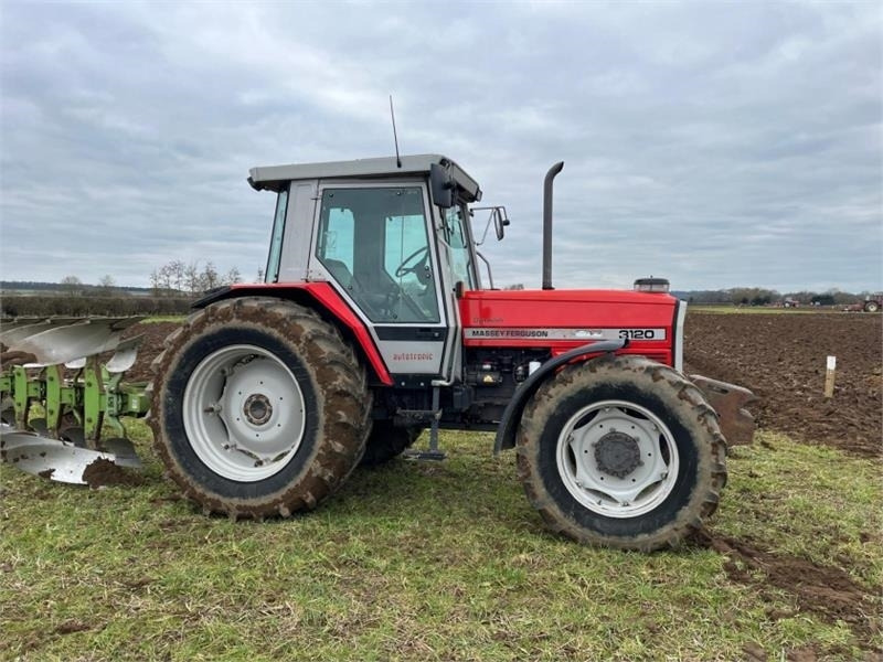 Massey Ferguson 3120 Dynashift - Tracteur agricole: photos 4 Massey Ferguson 3120 Dynashift - Tracteur agricole: photos 4