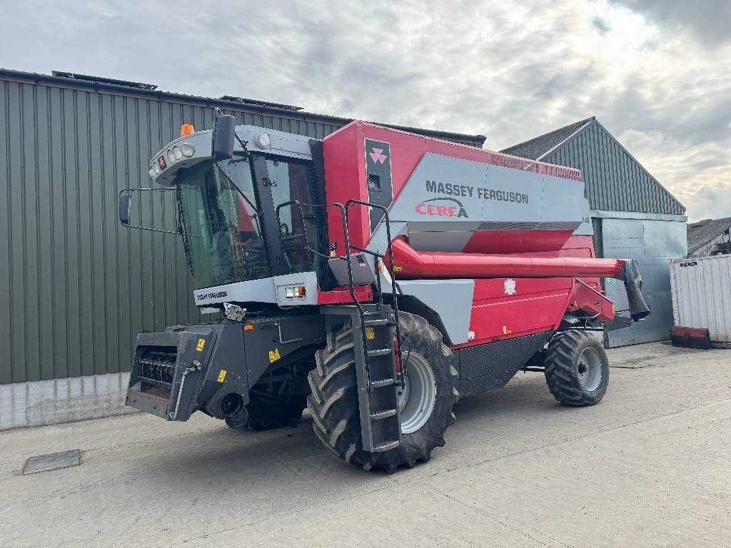 Massey Ferguson Cerea 7274 Rotary Seperator c/w 22ft Header - Moissonneuse-batteuse: photos 1 Massey Ferguson Cerea 7274 Rotary Seperator c/w 22ft Header - Moissonneuse-batteuse: photos 1