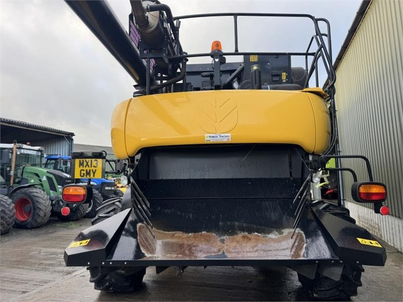 New Holland CR9070 c/w 30ft Varifeed Header - Accessoire de matériels de récolte: photos 5 New Holland CR9070 c/w 30ft Varifeed Header - Accessoire de matériels de récolte: photos 5