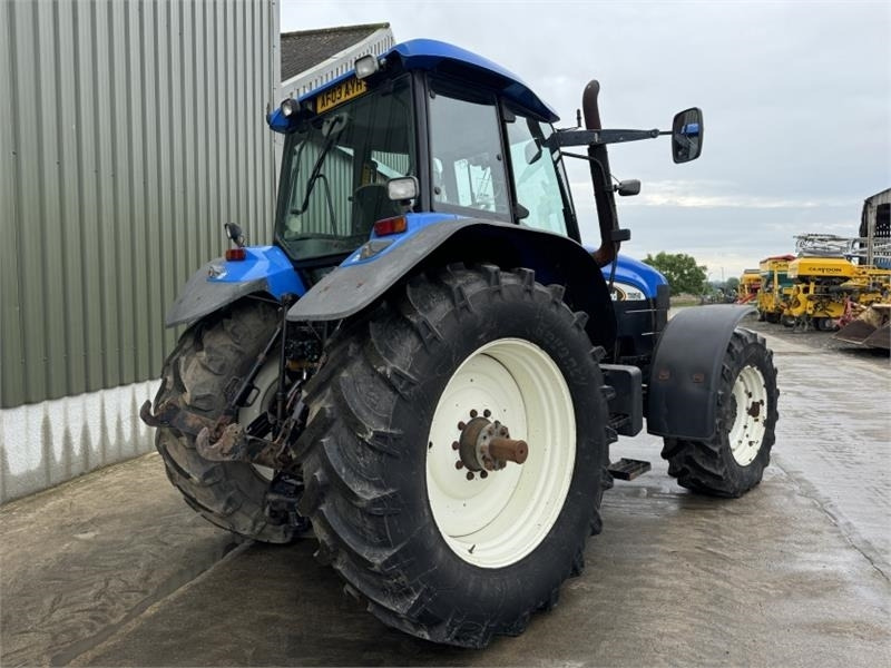 New Holland TM190 - Tracteur agricole: photos 4 New Holland TM190 - Tracteur agricole: photos 4