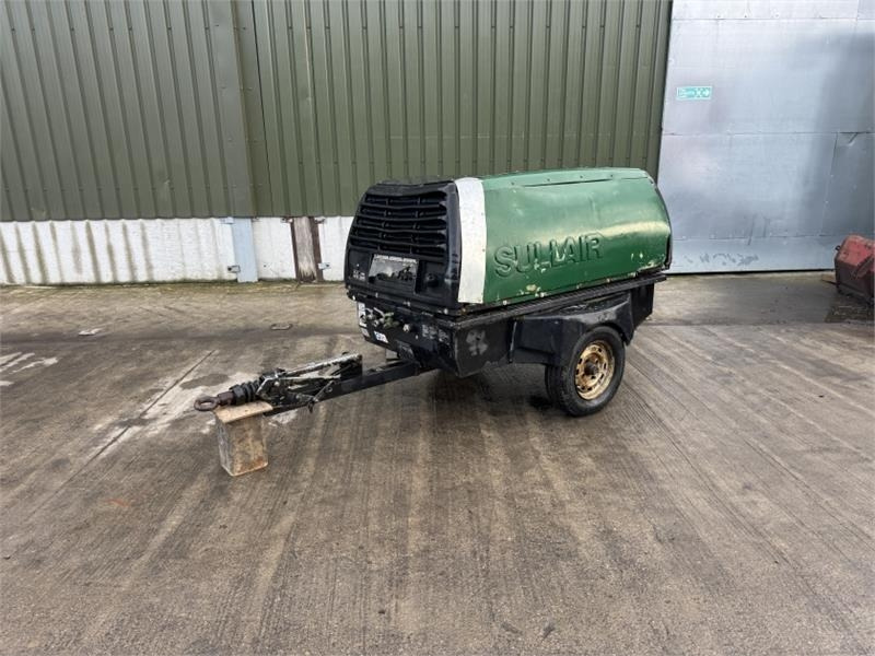 Sullair 130 CFM Compressor - Compresseur d'air: photos 1 Sullair 130 CFM Compressor - Compresseur d'air: photos 1