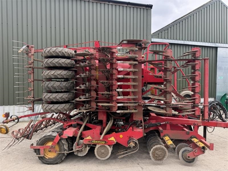 Vaderstad Vaderstad Rapid A600s - Combiné de semis: photos 2 Vaderstad Vaderstad Rapid A600s - Combiné de semis: photos 2