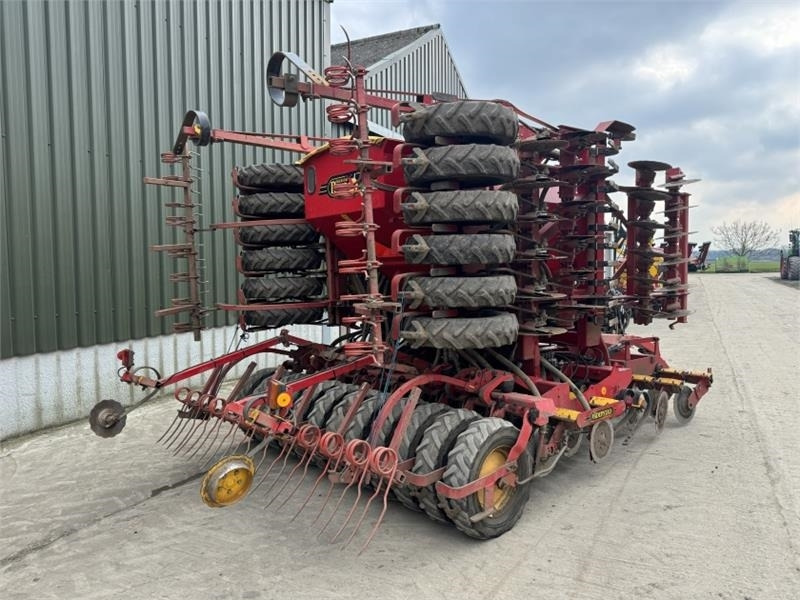 Vaderstad Vaderstad Rapid A600s - Combiné de semis: photos 3 Vaderstad Vaderstad Rapid A600s - Combiné de semis: photos 3