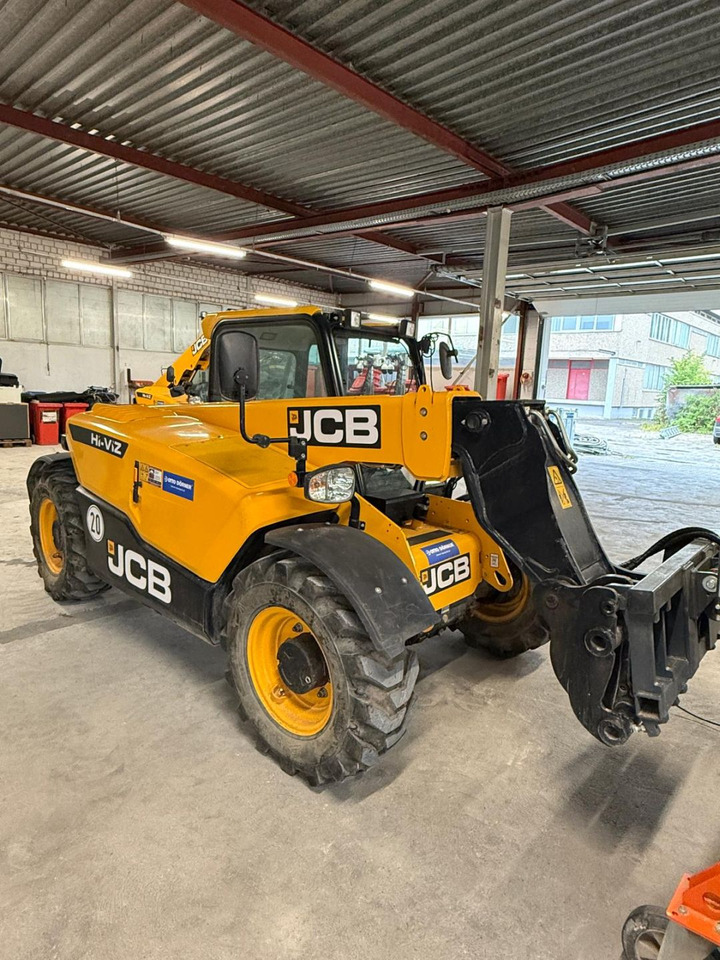 JCB JCB 525-60T5 HiViz - Chargeuse sur pneus télescopique: photos 2 JCB JCB 525-60T5 HiViz - Chargeuse sur pneus télescopique: photos 2