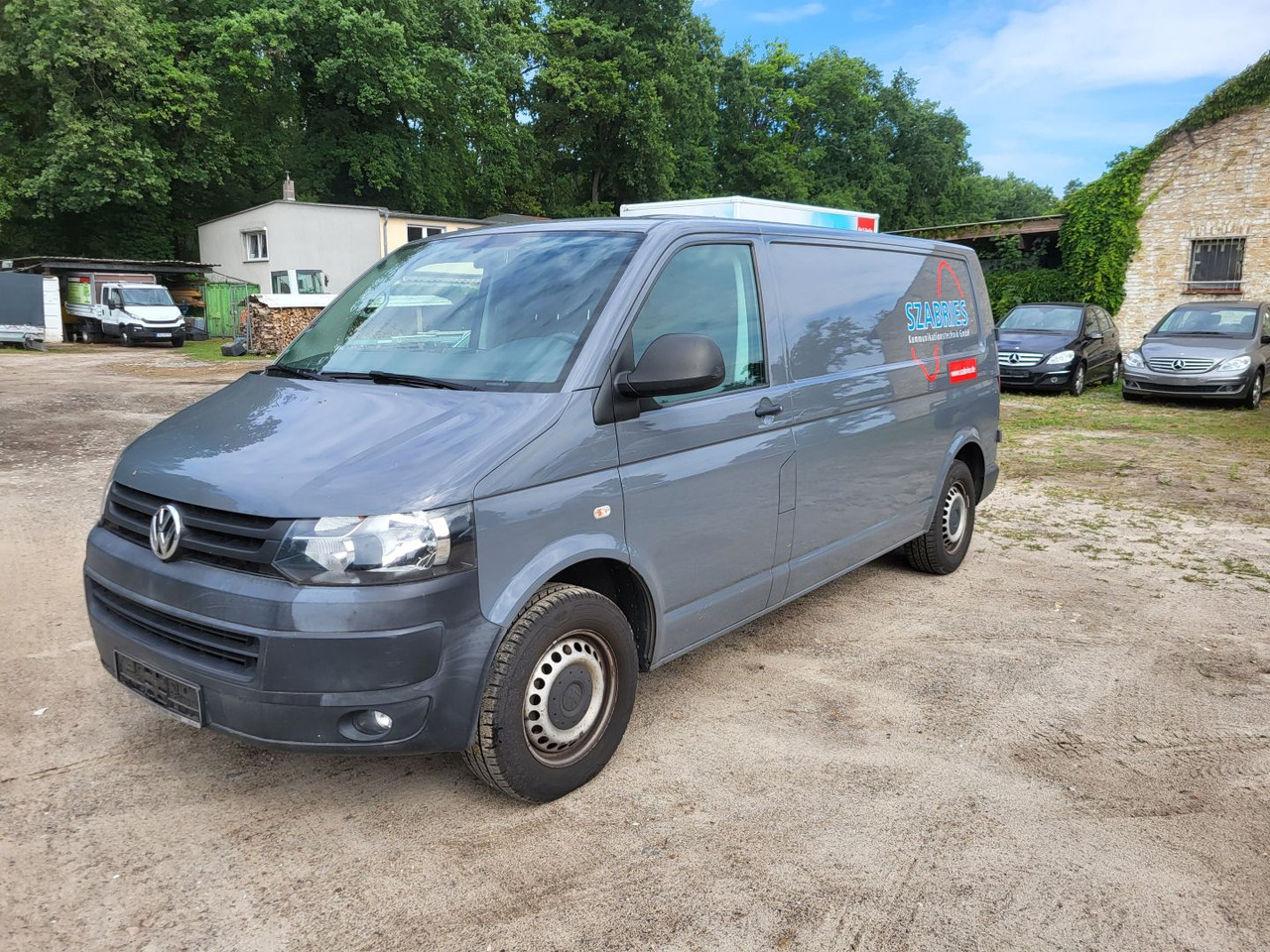 VOLKSWAGEN T5 Typ 7J0 - Fourgon utilitaire: photos 1 VOLKSWAGEN T5 Typ 7J0 - Fourgon utilitaire: photos 1