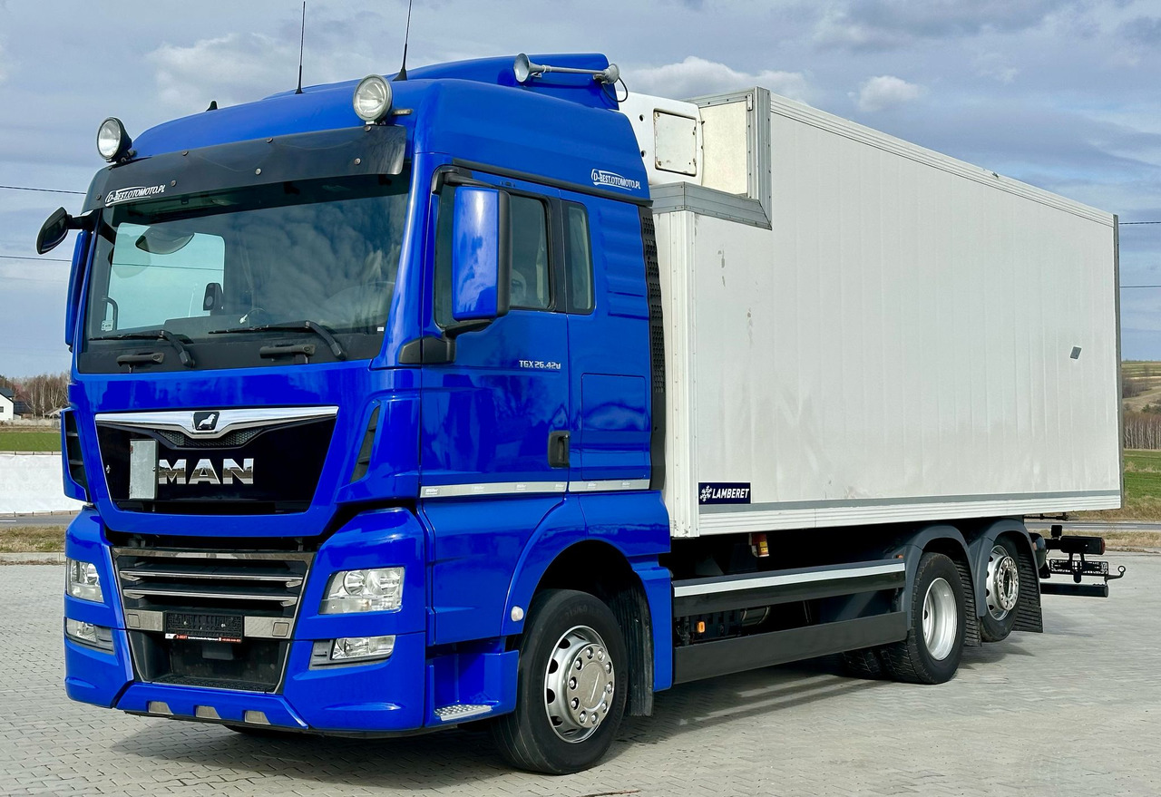 MAN TGX 26.420 / CHŁODNIA / LAMBERET / 18 EUROPALET / 6x2 / 2017 ROK / SYPIALKA - Camion frigorifique: photos 2 MAN TGX 26.420 / CHŁODNIA / LAMBERET / 18 EUROPALET / 6x2 / 2017 ROK / SYPIALKA - Camion frigorifique: photos 2
