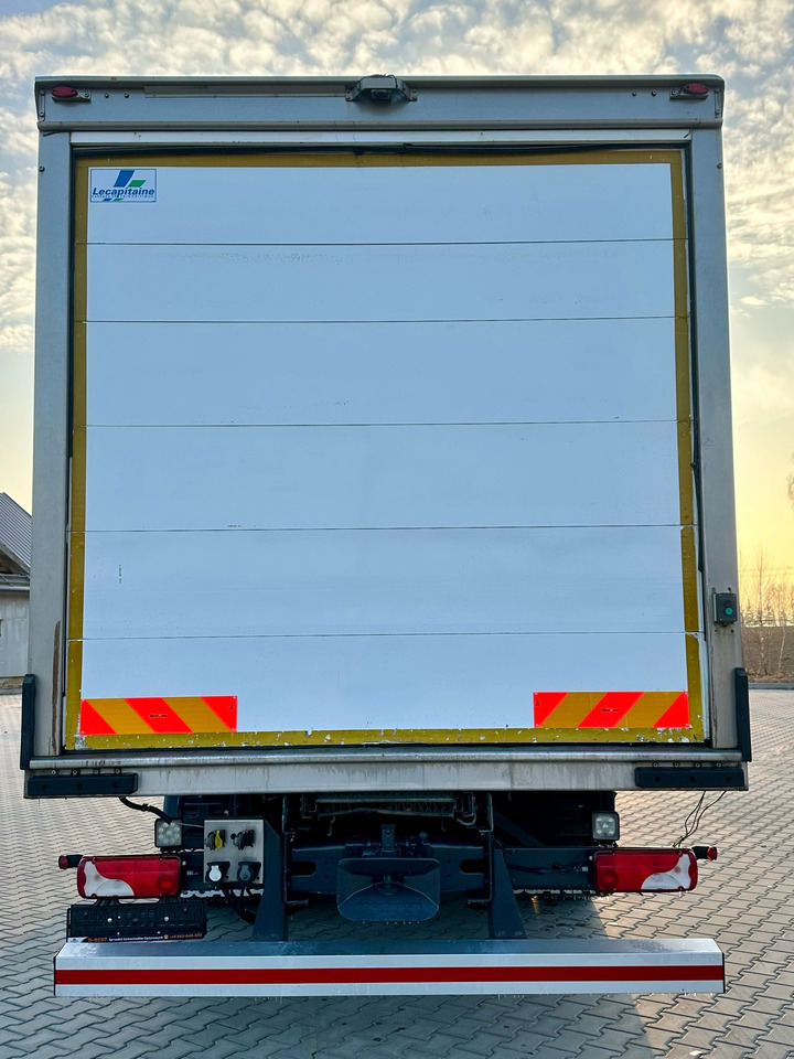 SCANIA G360 / IZOTERMA / 6.8 M DŁUGOŚCI / AUTOMAT / CAŁA NA PODUSZKACH / KLIMA POSTOJOWA / ELEKTRYCZNA ROLETA TYŁ / SYPIALKA - Camion isothermique: photos 4 SCANIA G360 / IZOTERMA / 6.8 M DŁUGOŚCI / AUTOMAT / CAŁA NA PODUSZKACH / KLIMA POSTOJOWA / ELEKTRYCZNA ROLETA TYŁ / SYPIALKA - Camion isothermique: photos 4