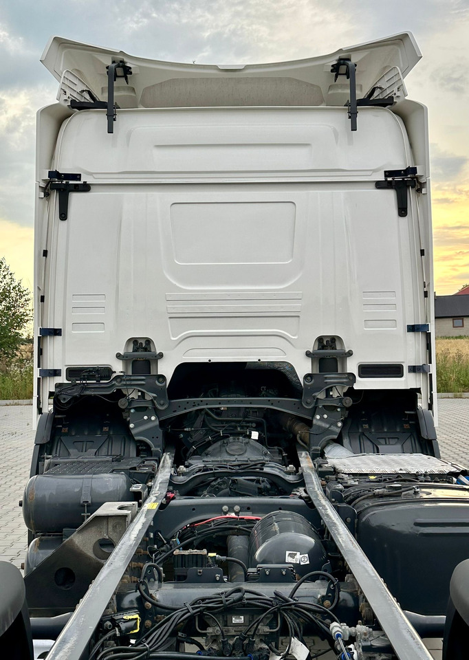 SCANIA P220 / RAMA DO ZABUDOWY / ROZSTAW OSI 3.90 M / SILNIK 6 / WYWROTKA / BECZKA / HAKOWIEC / UTRZYMANIE DRÓG / AUTOMAT / 2019 ROK / NISKI PRZEBIEG - Châssis cabine: photos 5 SCANIA P220 / RAMA DO ZABUDOWY / ROZSTAW OSI 3.90 M / SILNIK 6 / WYWROTKA / BECZKA / HAKOWIEC / UTRZYMANIE DRÓG / AUTOMAT / 2019 ROK / NISKI PRZEBIEG - Châssis cabine: photos 5