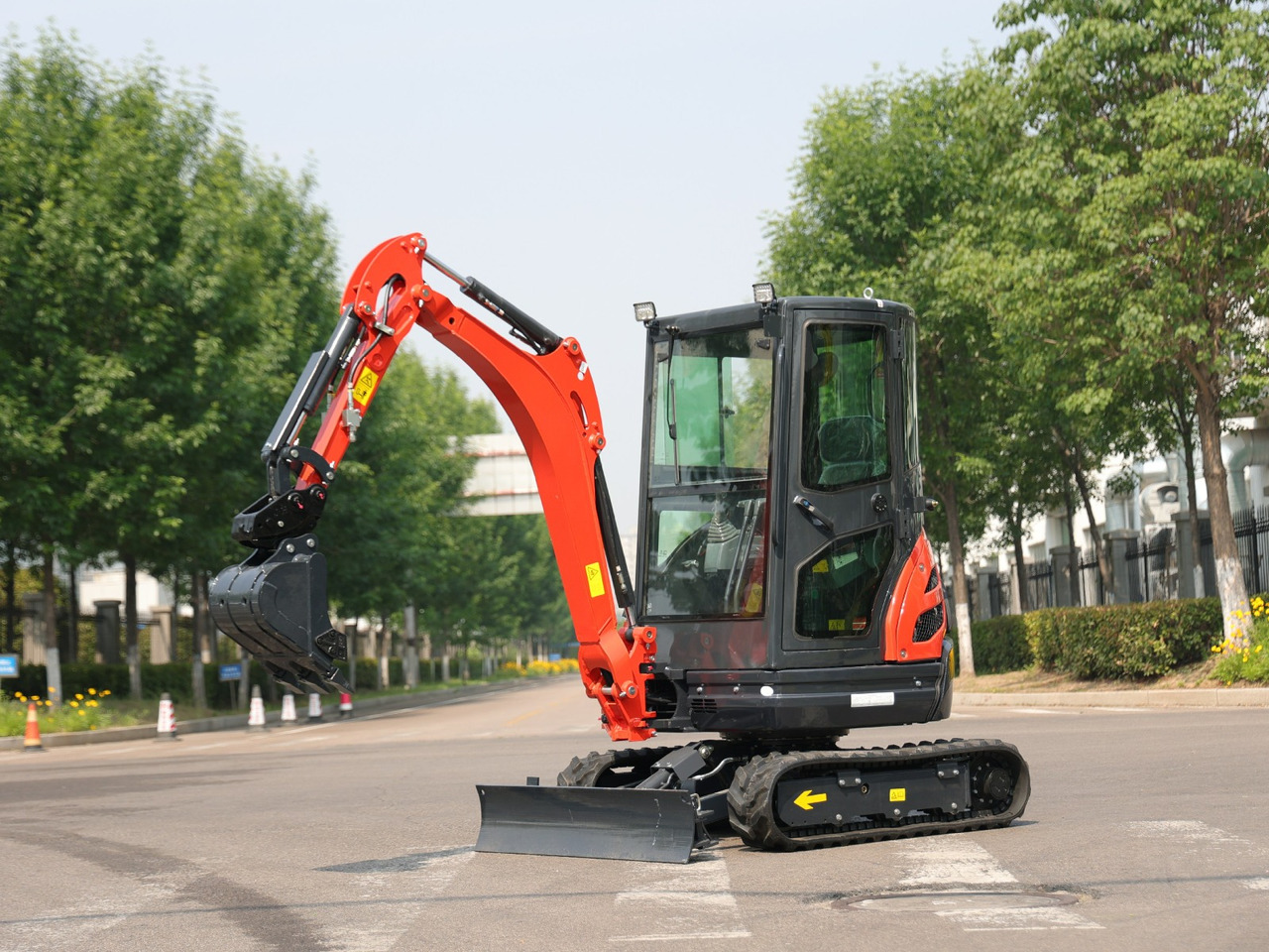KUBOTA Diesel Mini excavator 2.5 Ton - Müller Machinery MB 25 Plus - VKSH - Mini pelle: photos 3 KUBOTA Diesel Mini excavator 2.5 Ton - Müller Machinery MB 25 Plus - VKSH - Mini pelle: photos 3