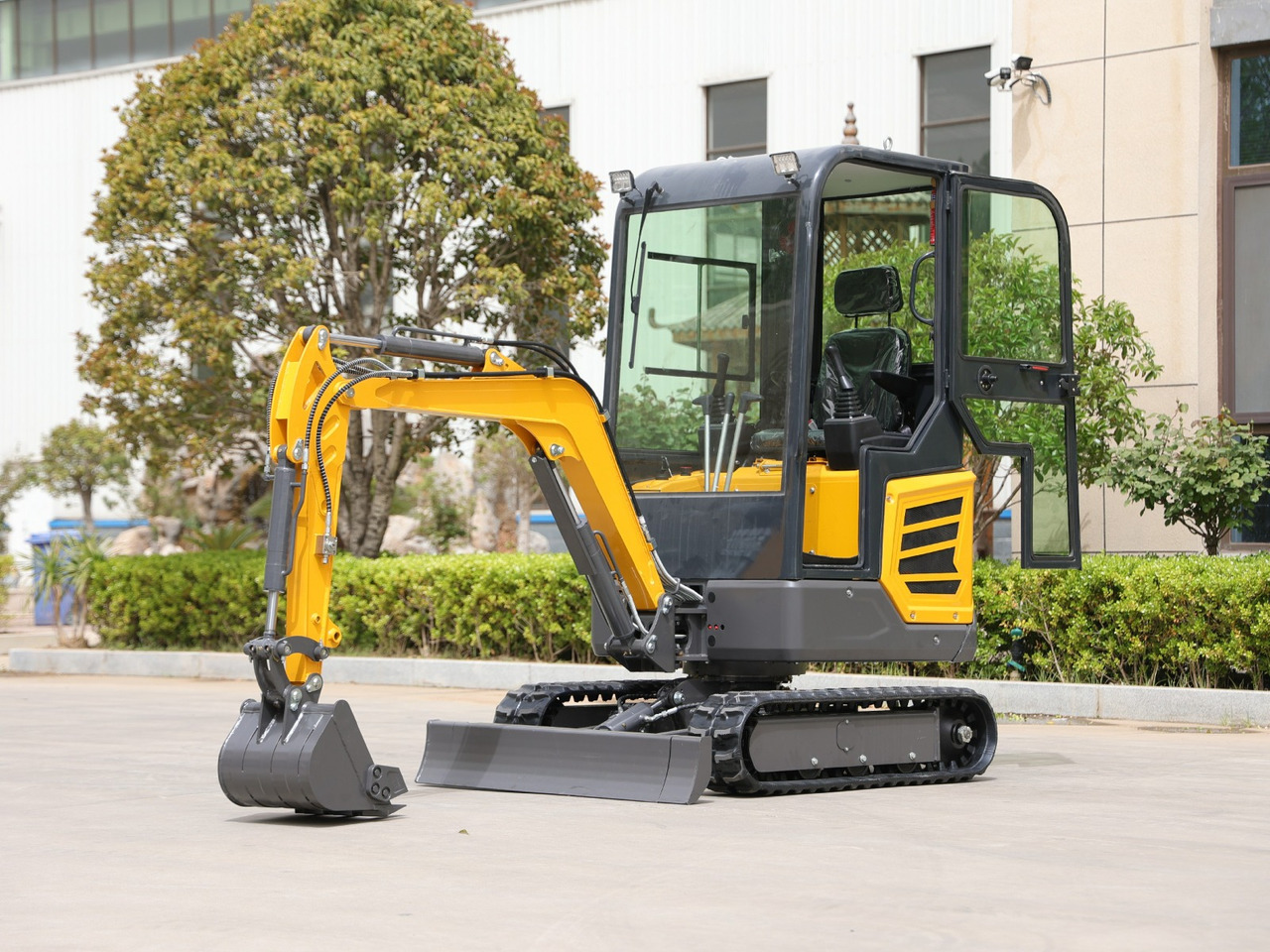 Müller Machinery Diesel Mini excavator 1.8 Ton - Müller Machinery MB 18 - KSH Laidong KB385B Motor - Mini pelle: photos 1 Müller Machinery Diesel Mini excavator 1.8 Ton - Müller Machinery MB 18 - KSH Laidong KB385B Motor - Mini pelle: photos 1