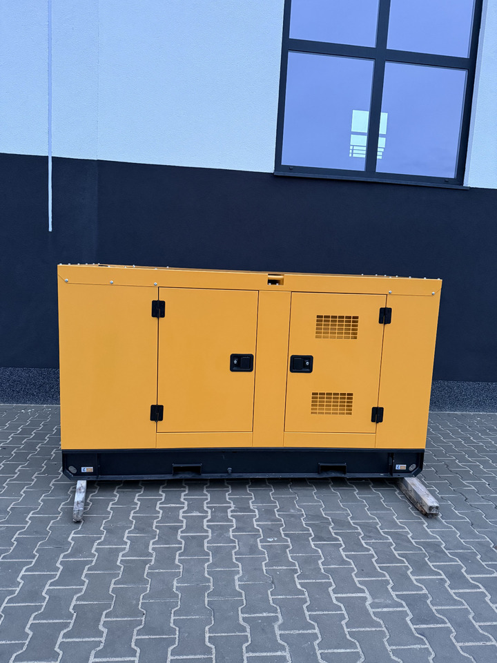 PERKINS 100 kVA / 80 kW - Groupe électrogène: photos 1 PERKINS 100 kVA / 80 kW - Groupe électrogène: photos 1