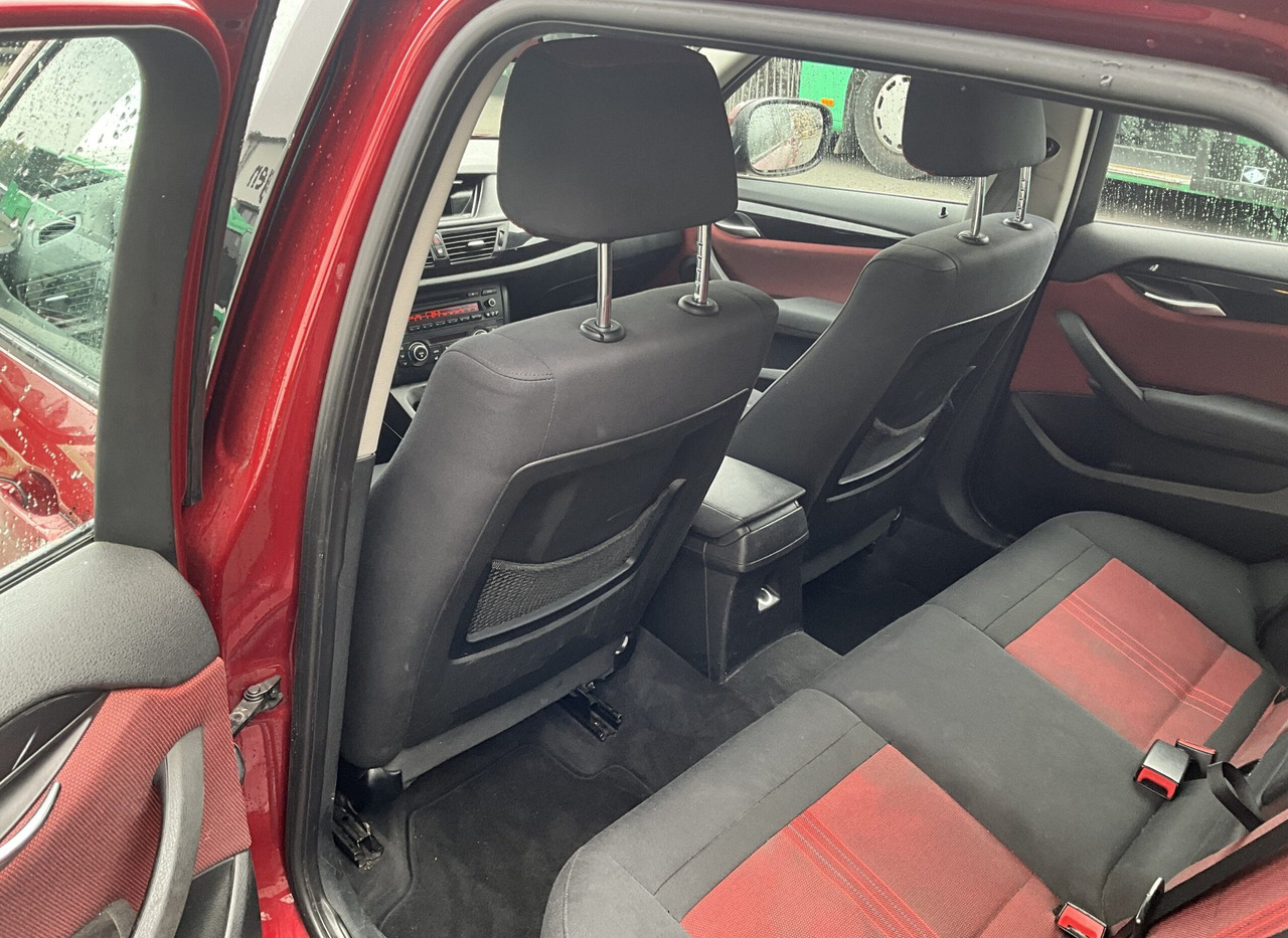 Voiture BMW X1: photos 12
