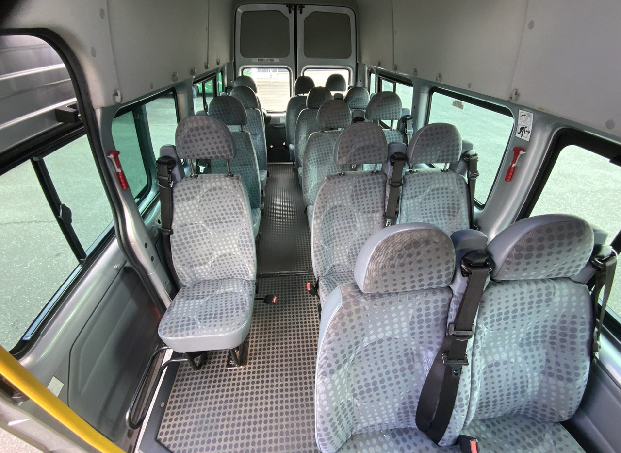 Minibus, Transport de personnes Ford Transit: photos 10