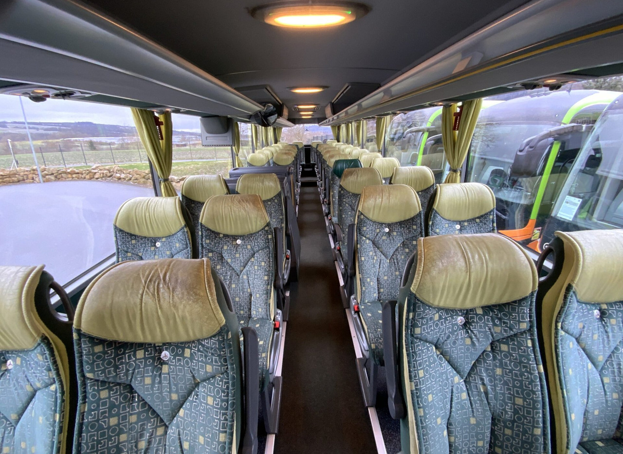 Autocar Mercedes-Benz Tourismo RHD: photos 9