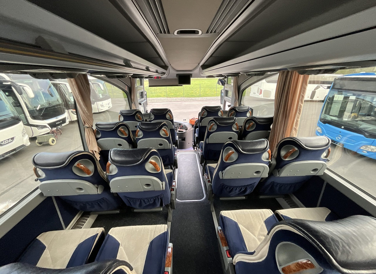 Autocar Mercedes-Benz Travego: photos 20