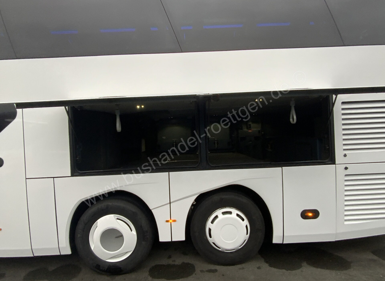 Bus à impériale Neoplan Skyliner L: photos 6