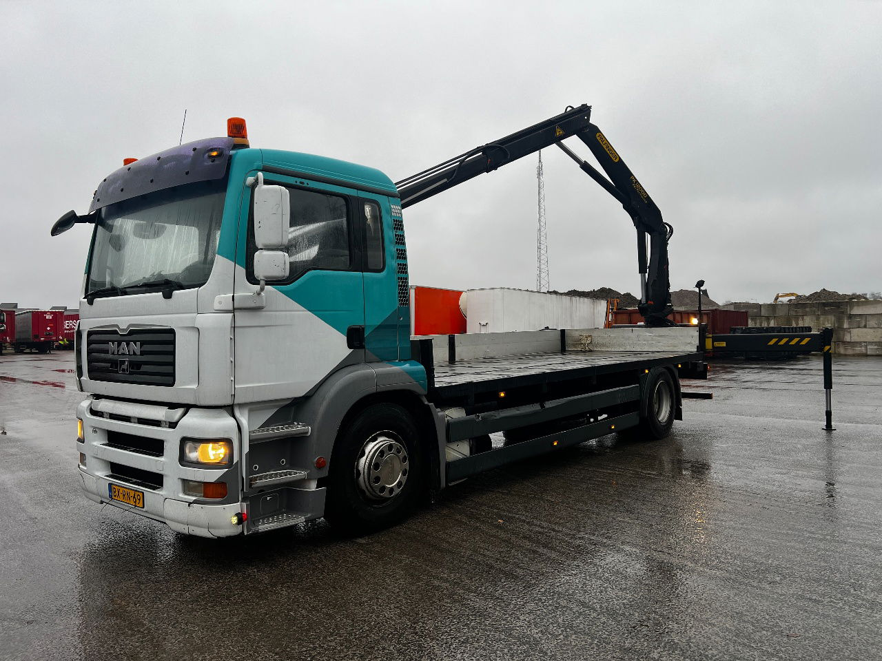 MAN TGA 18.310 met Palfinger PK12000 kraan - Camion grue: photos 1 MAN TGA 18.310 met Palfinger PK12000 kraan - Camion grue: photos 1