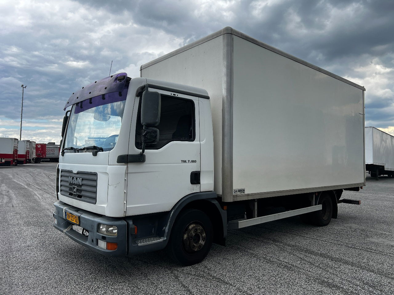 MAN TGL 7.180 Euro 3, Aut - Camion fourgon: photos 1 MAN TGL 7.180 Euro 3, Aut - Camion fourgon: photos 1