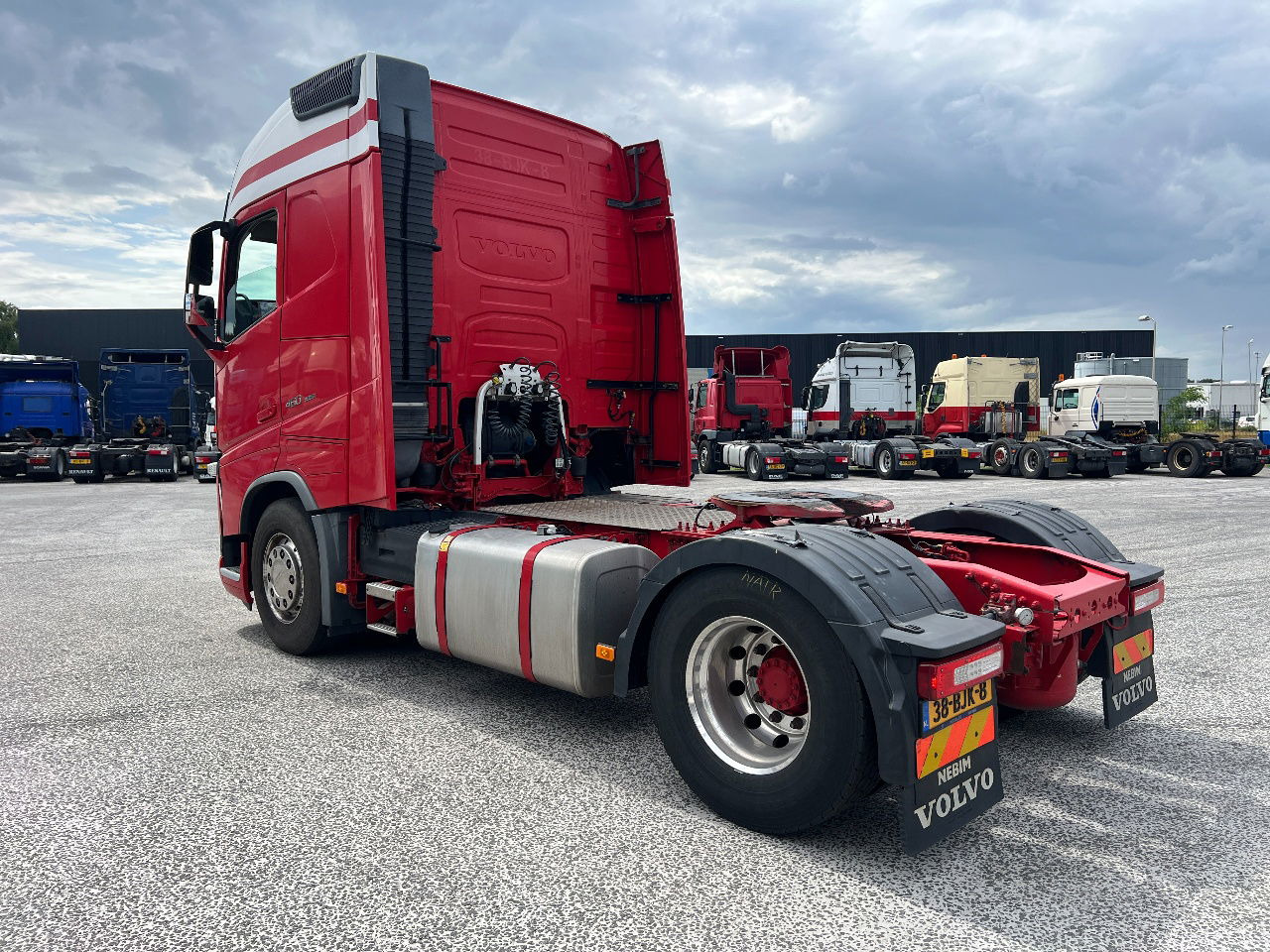 Volvo FH 460 Globetrotter, ADR - Tracteur routier: photos 4 Volvo FH 460 Globetrotter, ADR - Tracteur routier: photos 4