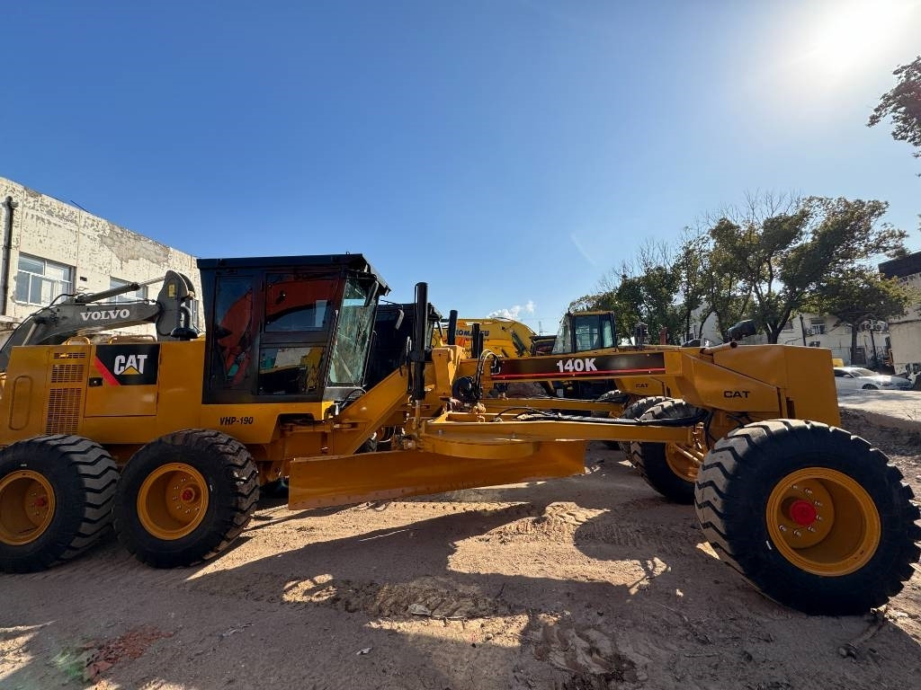 CAT 140 K - Niveleuse: photos 5 CAT 140 K - Niveleuse: photos 5