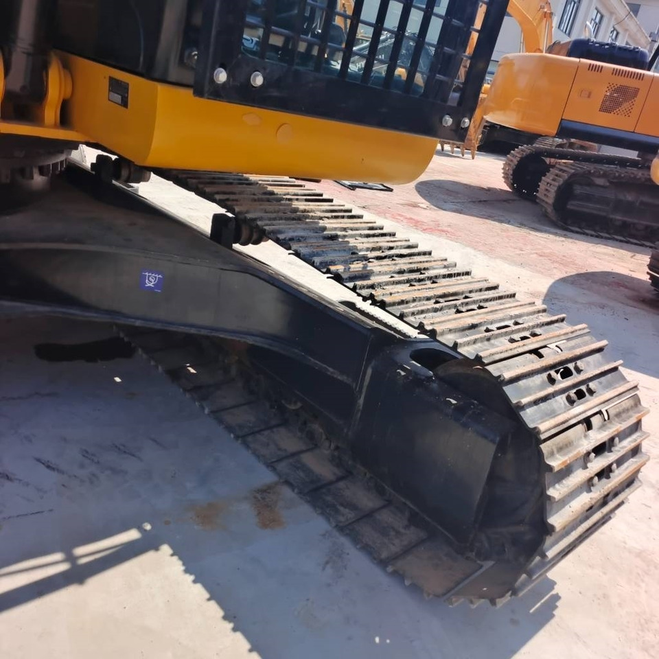 CAT 320 D2L - Pelle sur chenille: photos 5 CAT 320 D2L - Pelle sur chenille: photos 5