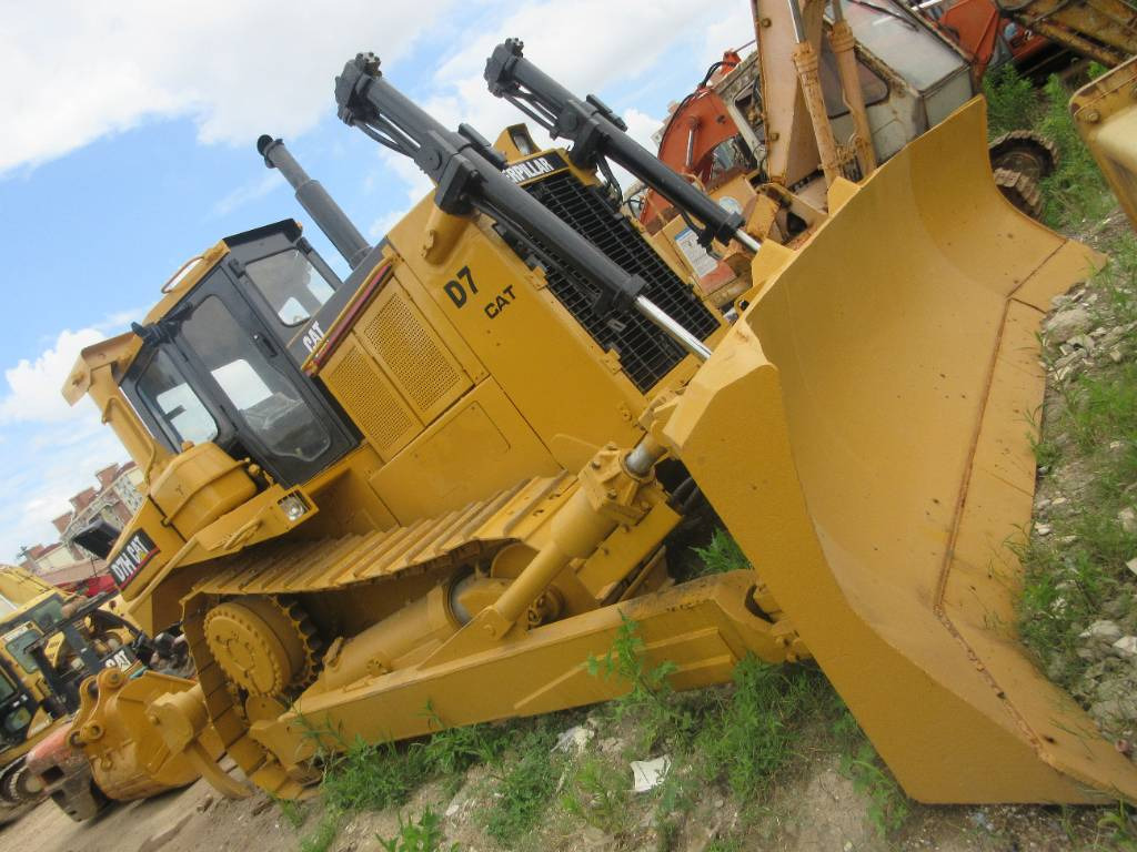 CAT D 7 H - Bulldozer: photos 3 CAT D 7 H - Bulldozer: photos 3
