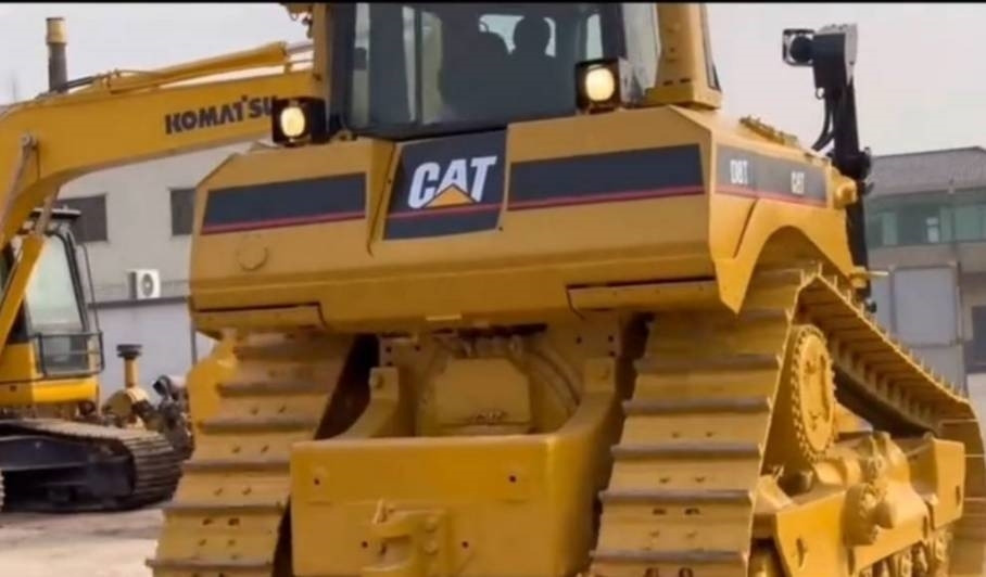 CAT D 8 T - Bulldozer: photos 5 CAT D 8 T - Bulldozer: photos 5