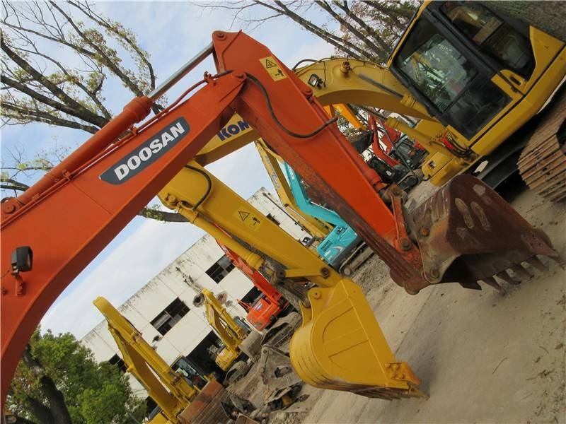 Doosan DH 150 LC-7 - Pelle sur chenille: photos 4 Doosan DH 150 LC-7 - Pelle sur chenille: photos 4