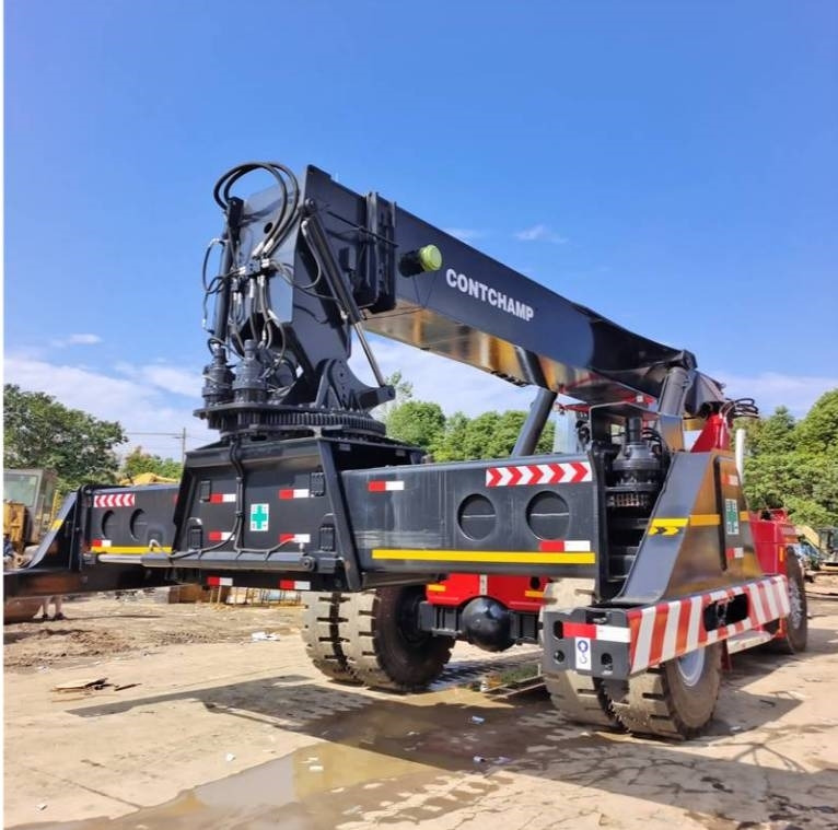 Reach stacker Kalmar DRF 450: photos 7 Reach stacker Kalmar DRF 450: photos 7