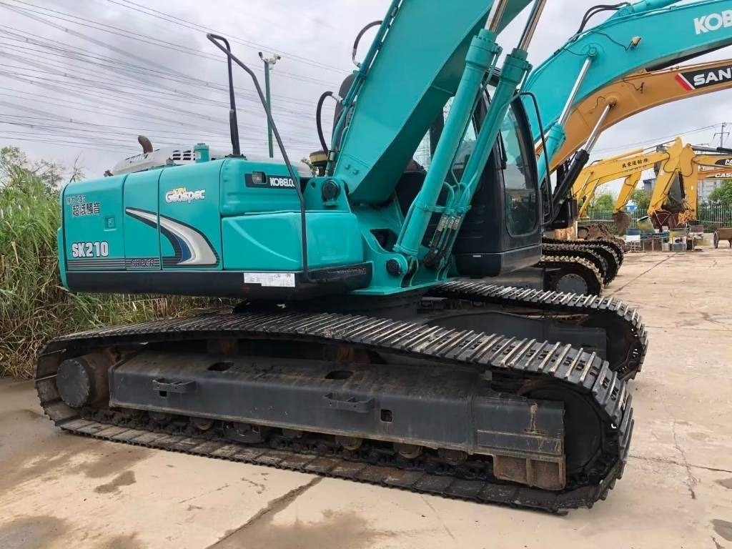 Kobelco SK 210 - Pelle sur chenille: photos 2 Kobelco SK 210 - Pelle sur chenille: photos 2