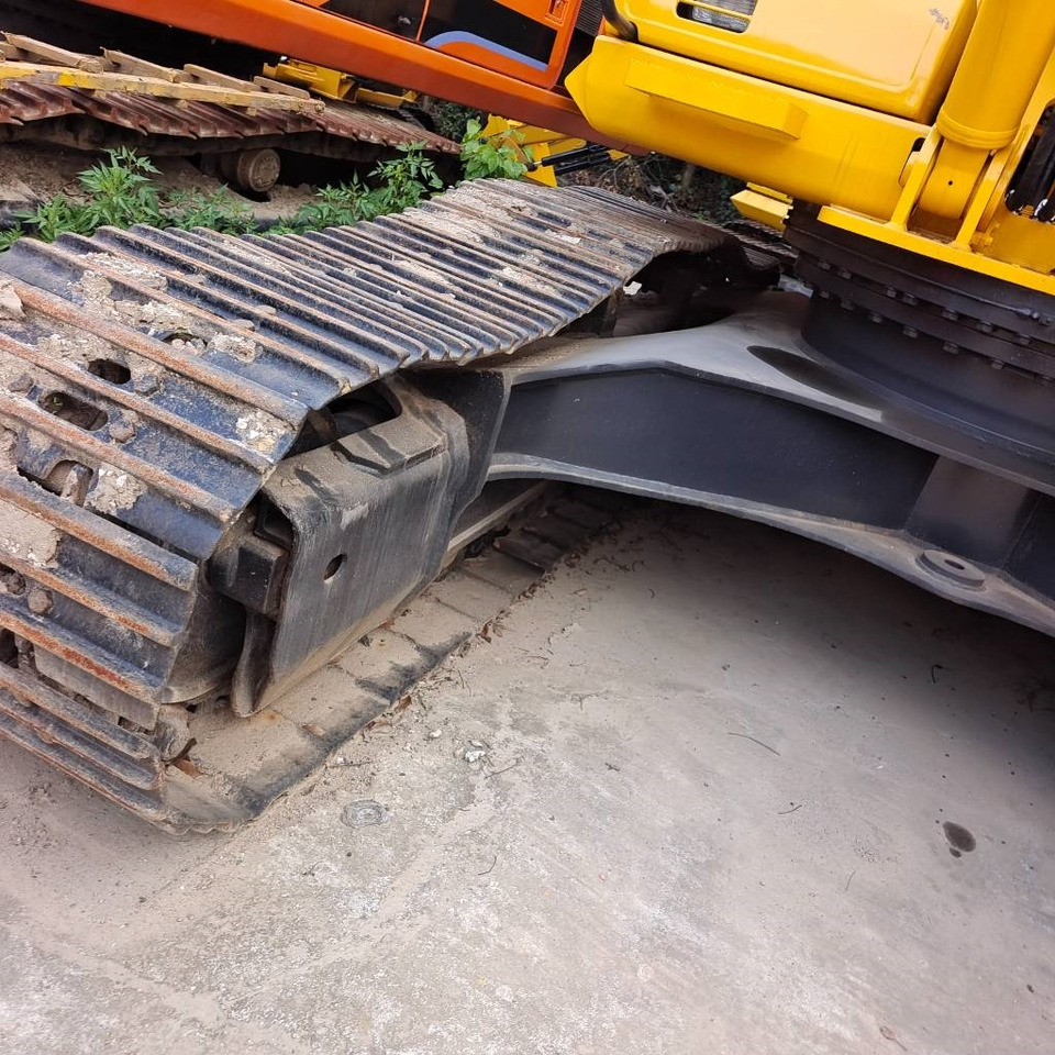 Komatsu PC 300 - Pelle sur chenille: photos 5 Komatsu PC 300 - Pelle sur chenille: photos 5