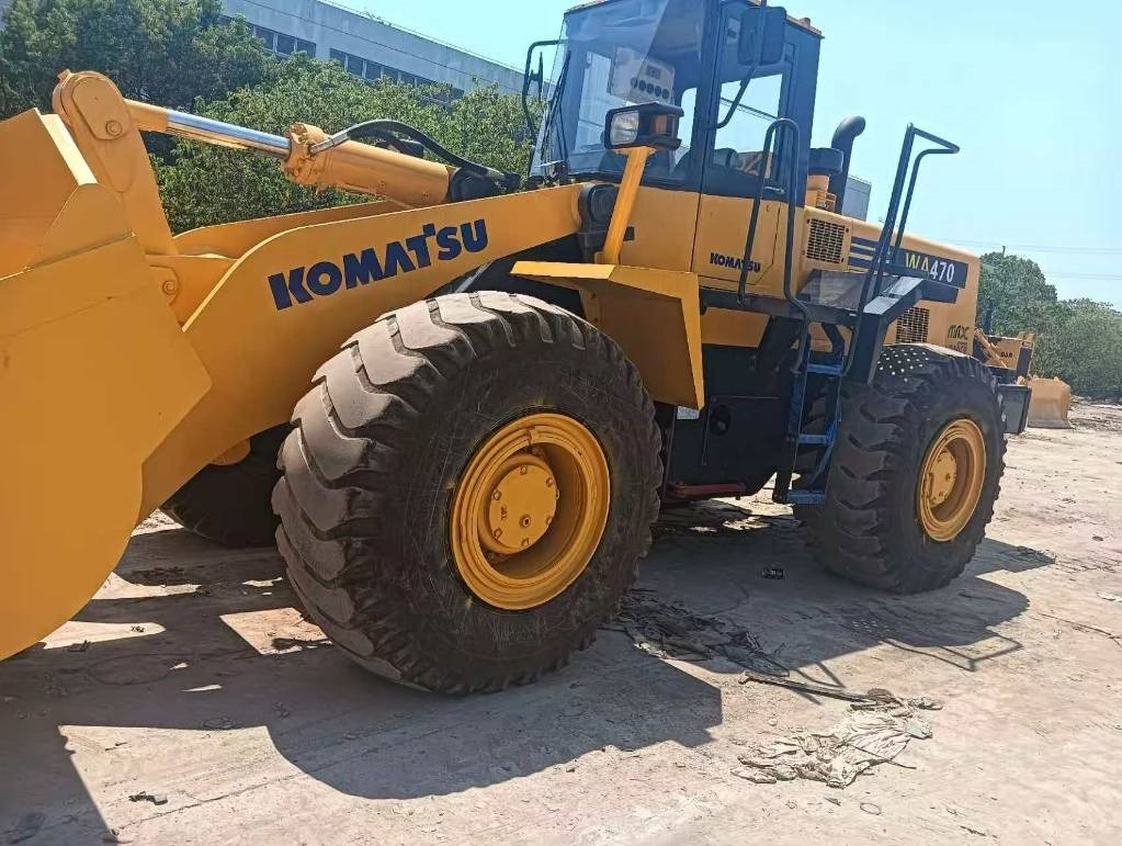 Komatsu WA 470-3 - Chargeuse sur pneus: photos 2 Komatsu WA 470-3 - Chargeuse sur pneus: photos 2
