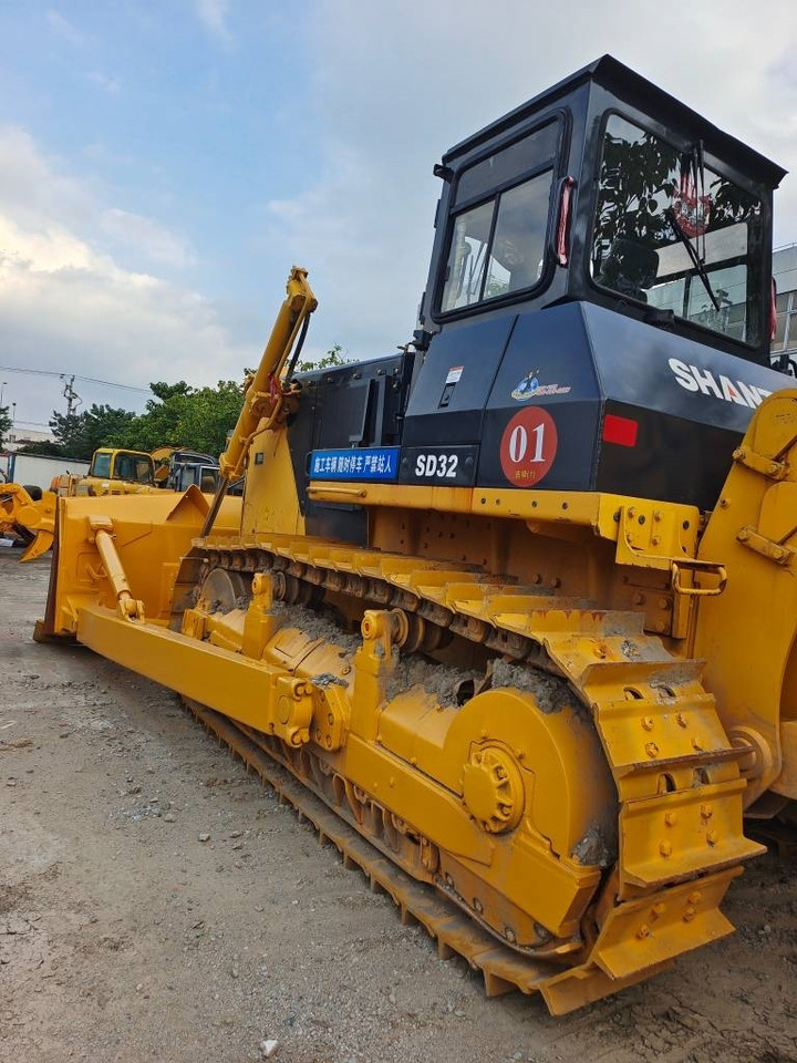 Shantui SD 32 - Bulldozer: photos 4 Shantui SD 32 - Bulldozer: photos 4
