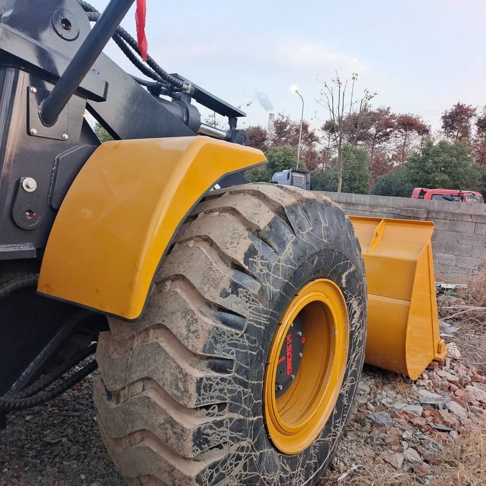 XCMG ZL 50 GN - Chargeuse sur pneus: photos 5 XCMG ZL 50 GN - Chargeuse sur pneus: photos 5
