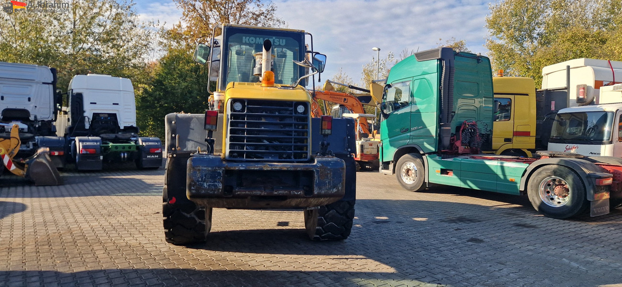 Chargeuse sur pneus Komatsu WA 200 technisch ok. technische Wartung beim Komatsu Service: photos 12