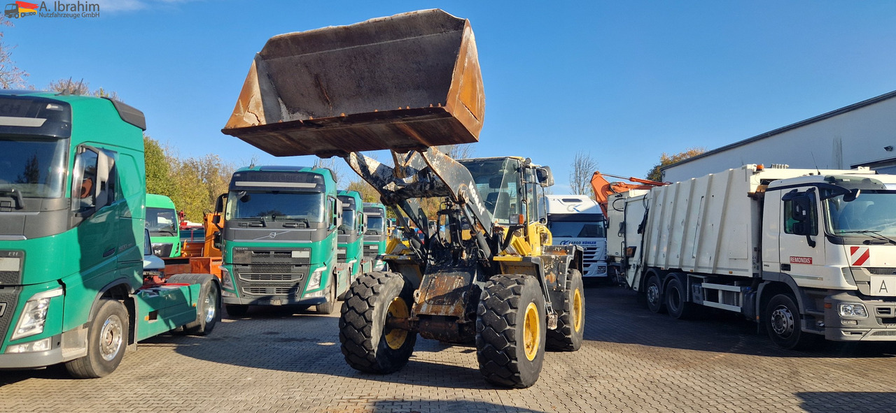 Chargeuse sur pneus Komatsu WA 200 technisch ok. technische Wartung beim Komatsu Service: photos 8