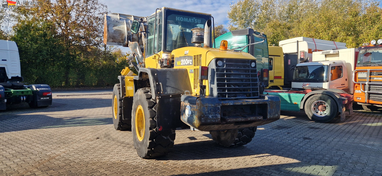Chargeuse sur pneus Komatsu WA 200 technisch ok. technische Wartung beim Komatsu Service: photos 11