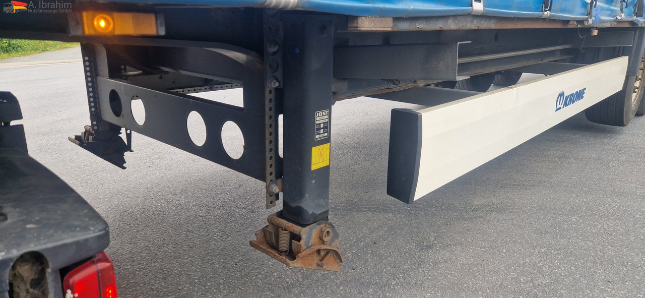 Krone SD Deutscher Auflieger, Pritsche Plane Edscha - Semi-remorque rideaux coulissants: photos 2 Krone SD Deutscher Auflieger, Pritsche Plane Edscha - Semi-remorque rideaux coulissants: photos 2