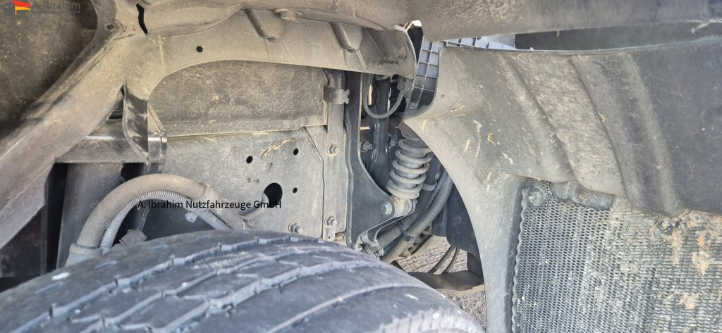 MAN TGL 8.160 4x2 Brotkoffer mit Kühlfach nicht fahrbereit ! nicht rollfähig - Utilitaire frigorifique: photos 5 MAN TGL 8.160 4x2 Brotkoffer mit Kühlfach nicht fahrbereit ! nicht rollfähig - Utilitaire frigorifique: photos 5